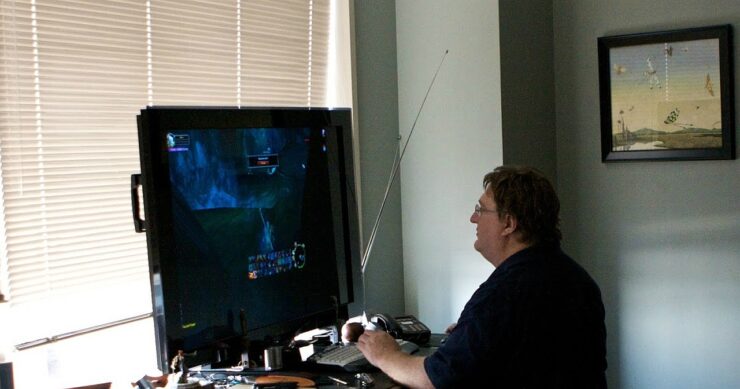 Гейб Ньюэлл был фармером золота в World of Warcraft, после чего ввёл шапки в Team Fortress 2 Гейб Ньюэлл был фармером золота в World of Warcraft, после чего ввёл шапки в Team Fortress 2